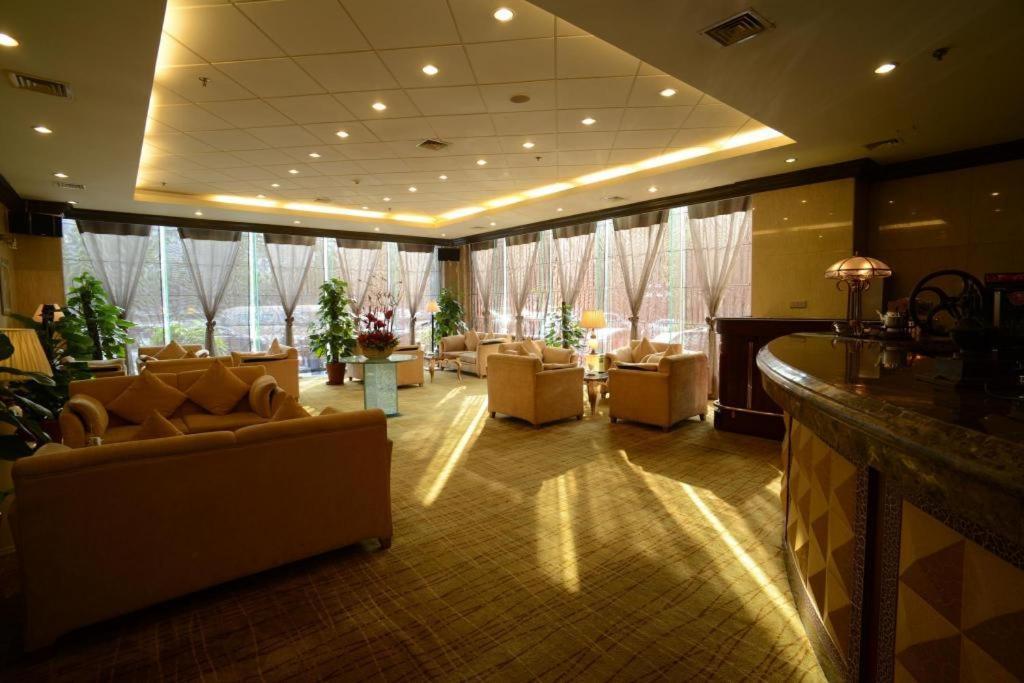 Chongqing Sunshine Continental Grand Hotel Exterior foto